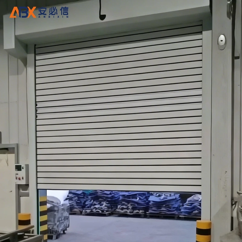 山南金属快速门